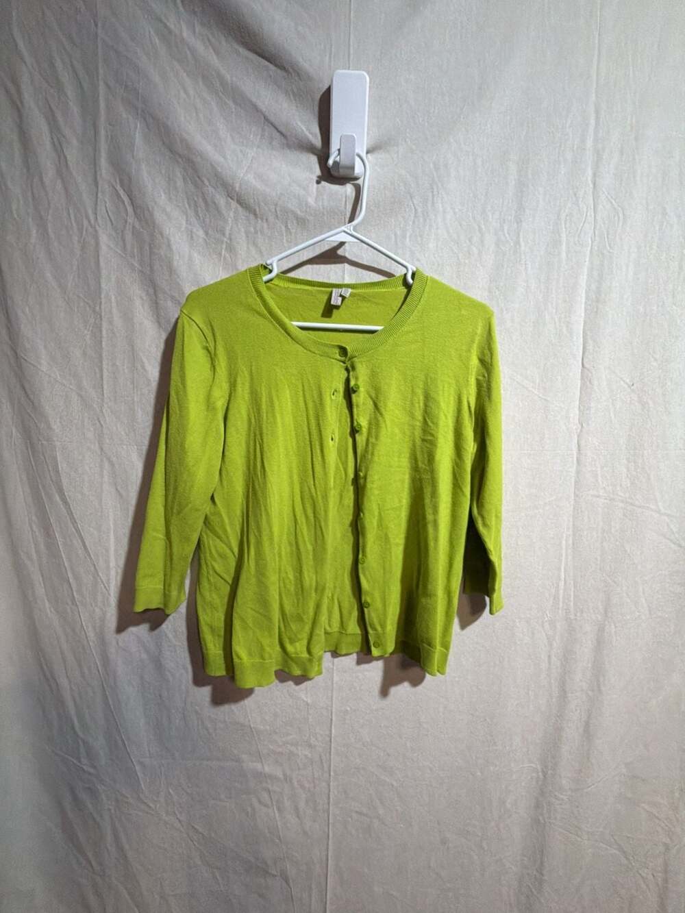 Madison Lime Green Button-Front 3/4 Sleeve Cardigan Sweater Size M